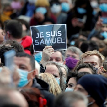 Miles de personas se concentraron en París con mensajes contra el terrorismo