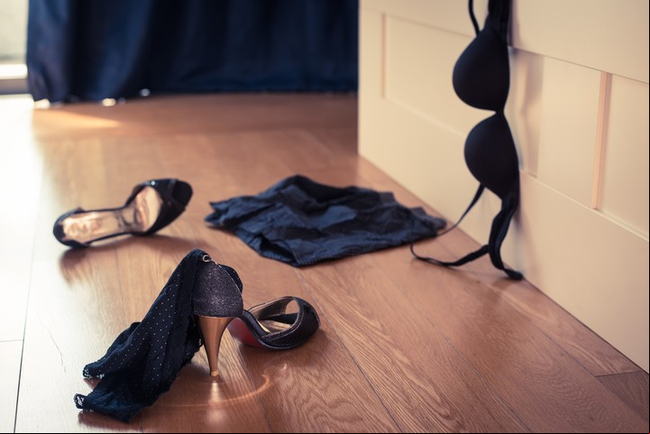 Hay personas que se sienten más eróticas a través de la vestimenta, otras por los aromas, otras con la actitud. Foto Shutterstock.