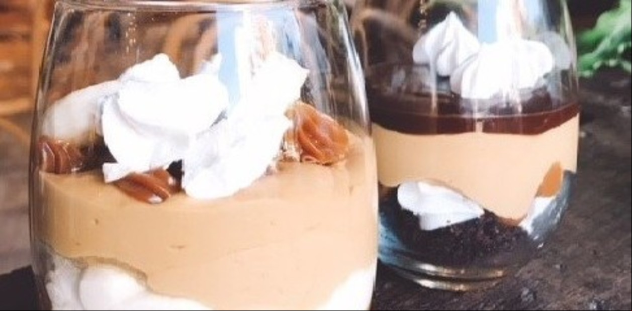 Receta de Copa de mousse de dulce de leche y merengue