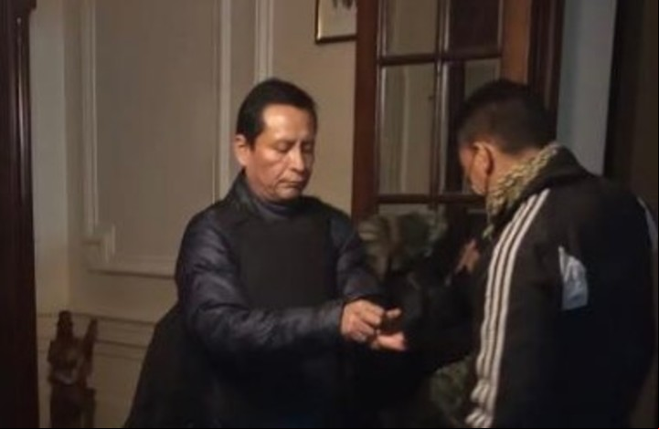 La detención de Carlos Sein Atachahua Espinoza.