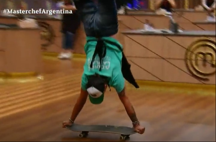 La prueba de El Mono con su skate. Captura TV.