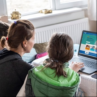 Lanzan cursos gratuitos para aprender programación y oficios digitales desde casa