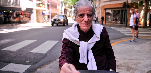 Juan José Sebreli aclara: "Los porteños no vivimos en un campo de concentración, pero somos exilados del peronismo"