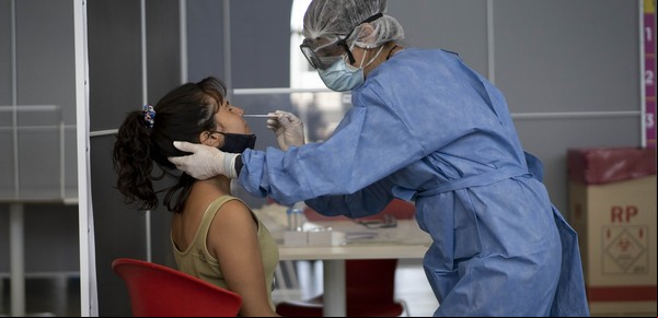 Coronavirus en Argentina: reportan otras 135 muertes y 12.725 nuevos casos