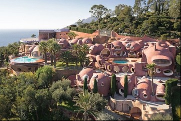 Sale a la venta una de las casas más caras del mundo: el "Palacio de burbujas"