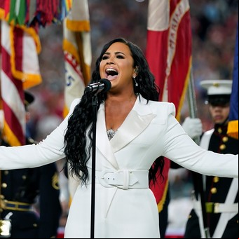 Primero se definió bisexual, luego homosexual, y ahora Demi Lovato dice ser pansexual