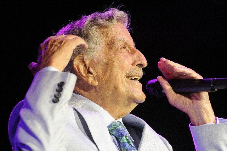 Diagnosticado con Alzheimer en 2016, Bennett encontró en la música una excusa para mantenerse lo más a salvo posible de la enfermedad. Foto Joseph Prezioso / AFP