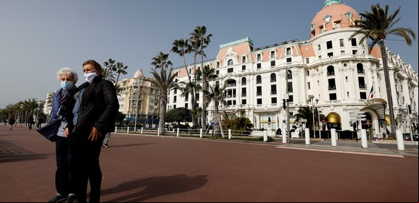 La Costa Azul de Francia, en cuarentena y con hospitales desbordados por el coronavirus