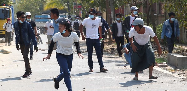 Sangrienta represión de las protestas contra el golpe de Estado en Myanmar: al menos 18 muertos