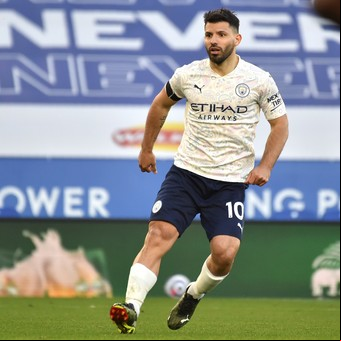 Comenzaron los sondeos por Sergio Agüero y su futuro seguiría en la Premier League