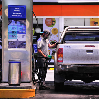 Naftas: cómo ahorrar hasta $ 2.000 por mes en las cargas de combustible