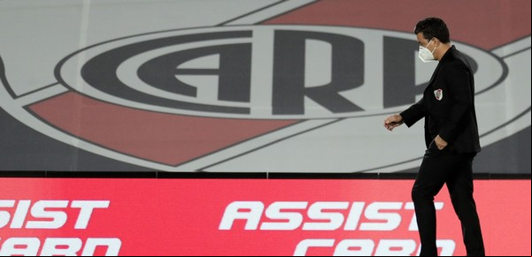 River y las dos caras que preocupan a Gallardo: muchas situaciones, poco punch y una defensa con mandíbula de "cristal"