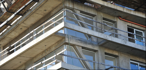 Departamentos desde el pozo: 6 claves para evitar que te estafen al hacer la inversión