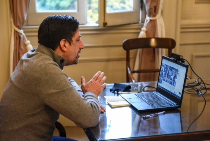 Trotta compartió una videoconferencia con la gobernadora de Santa Cruz, Alicia Kirchner.