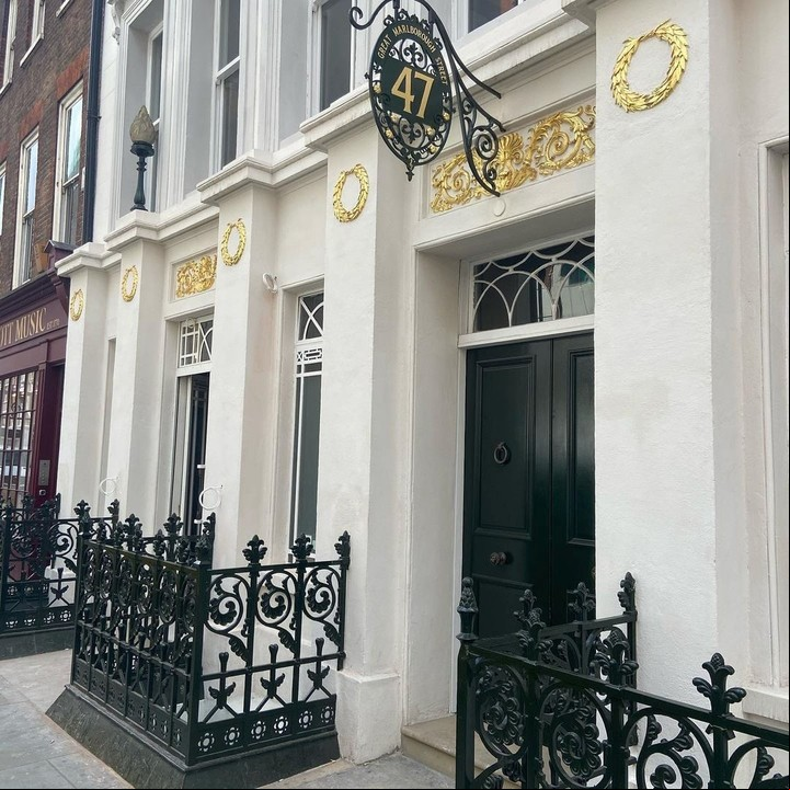 La fachada del edificio donde funcionará el restaurante Sucre London, del argentino Fernando Trocca. Foto: Instagram.