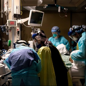 A medida que la pandemia retrocede hay más reclamos por una investigación