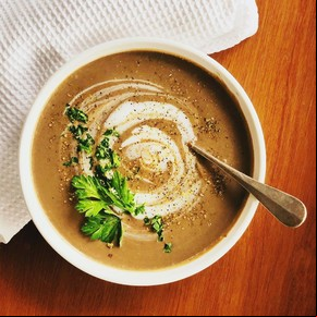Sopa crema de hongos