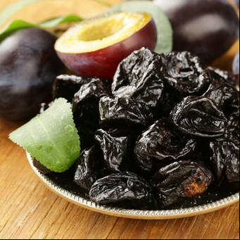 Cuál es la fruta que ayuda a cuidar los huesos y podría incrementar la masa muscular