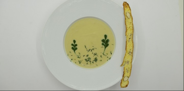 Receta de sopa crema de hinojos.