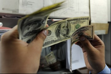 Ahorros en dólares: 5 errores muy comunes que arruinan los billetes y los dejan sin valor