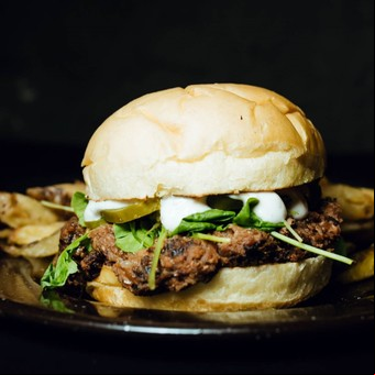 Sándwich de bondiola a la barbacoa
