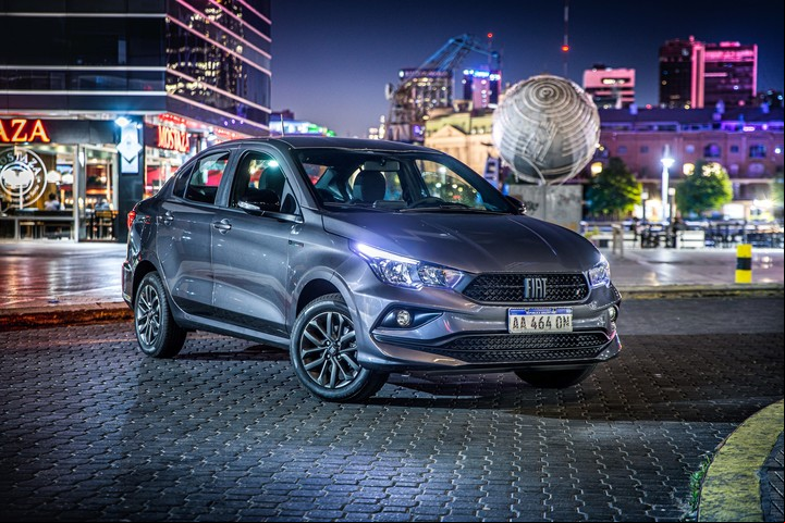 Fiat Cronos, el auto más vendido del país.