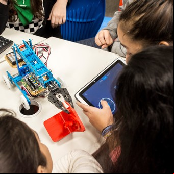 Aprendé Programando 2024: cómo anotarse gratis al curso de tecnología para chicos y adolescentes