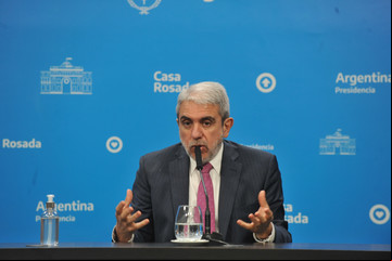 Una encuesta midió a 15 funcionarios de primera línea del Gobierno: les fue mal a todos