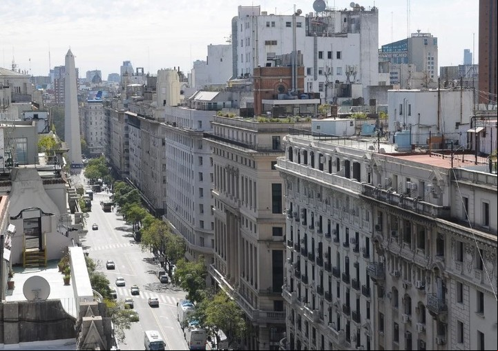 “Ciudad de cúpulas" permitirá sobrevolar Buenos Aires.