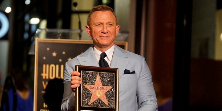 Daniel Craig con su estrella del Walk of Fame. Fue el 7 de octubre de 2021. Un día después, el 8 de octubre, estrenaba en los Estados Unidos "Sin tiempo para morir".