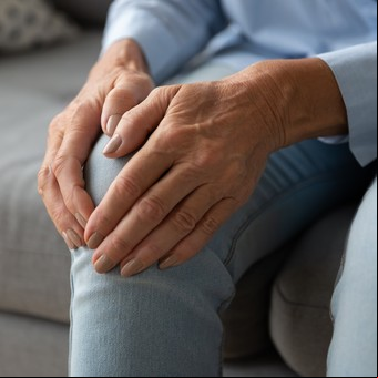 La humedad causa dolor en las articulaciones: ¿mito o realidad?