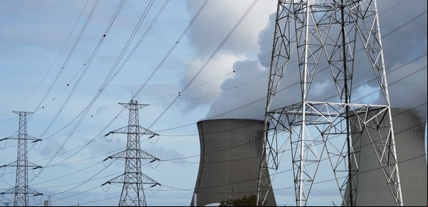 Pese a su mala imagen: ¿La energía nuclear puede ser una aliada contra el cambio climático?
