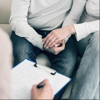 Pedir un préstamo en pareja: cuándo conviene y cuándo no