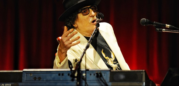 Charly García modelo 2021: lo que ves es lo que hay y, si no, ahí están los discos y las pantuflas