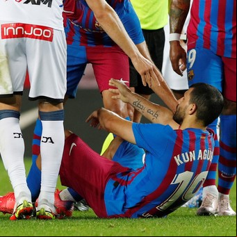 El médico de Sergio Agüero anunció cuándo y de qué manera el Kun podrá volver a jugar
