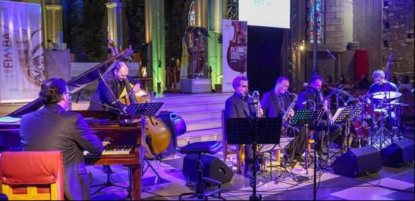 Escalandrum se multiplica: un Piazzolla de lujo, música rusa y homenajes a Charly García y a los Redonditos