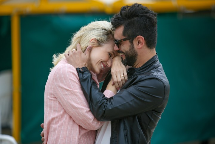 Gonzalo Heredia con Brenda Gandini, su esposa y madre de sus dos hijos: Eloy y Alfonsina.
