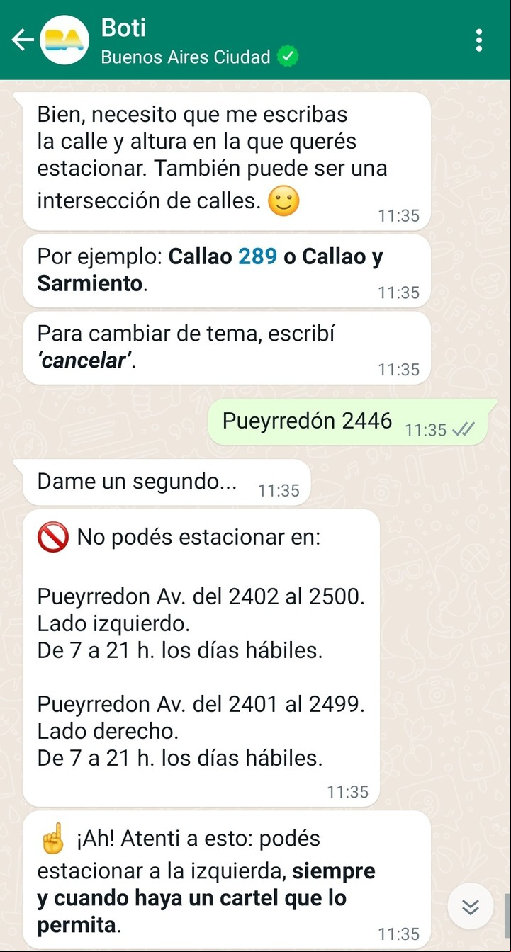 Boti, el chatbot del gobierno porteño, responde si está permitido y prohibido estacionar en direcciones específicas. Imagen: Captura.