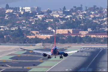 Varias aerolíneas piden restringuir el 5G cerca de los aeropuertos: "Podría ser un caos"