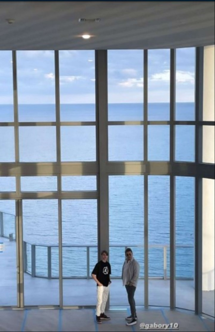 El impresionante penthouse que fue a conocer Felipe Fort en Miami. (Foto: Instagram