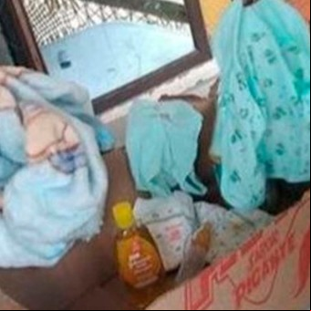 Abandonan a un niño en una caja: la madre tiene 14 años y fue abusada por su padre
