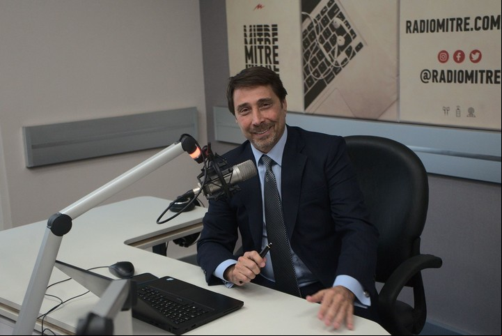 Eduardo Feinman, a la cabeza con "Alguien Tiene que Decirlo".