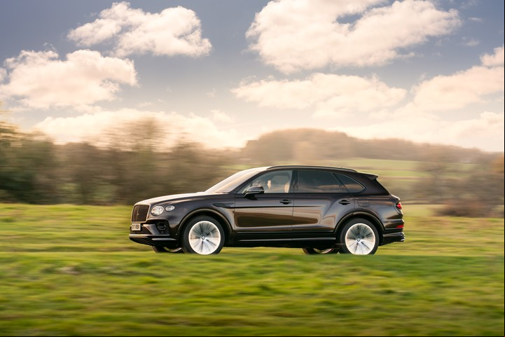 Bentley Bentayga.