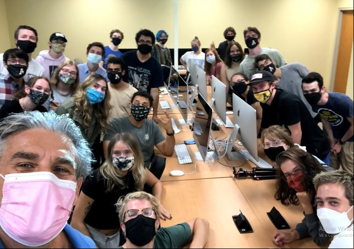 Carlos Montero junto a sus alumnos de la Universidad de Appalachian