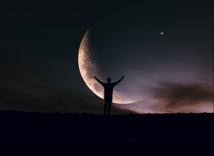 Esta novilunio abordará las temáticas de linaje, el hogar, los lazos filiales, la descendencia y el autocuidado. Foto ilustración Shutterstock.