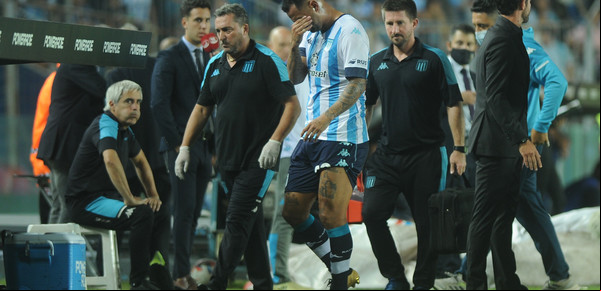 En su mejor momento, el Racing de Gago pierde por lesión a Cardona