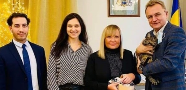 La embajadora Argentina en Ucrania: "Kiev está devastada, militarizada, con barricadas, es irreconocible"