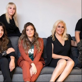 La trastienda de la foto menos pensada de la familia Maradona: dónde se hizo, cómo fue y cuánto duró el encuentro