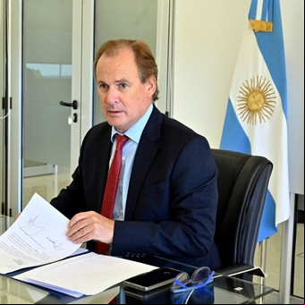 Gustavo Bordet respondió a las duras acusaciones de la fiscal destituida en Entre Ríos y apuntó a dirigentes de Juntos por el Cambio