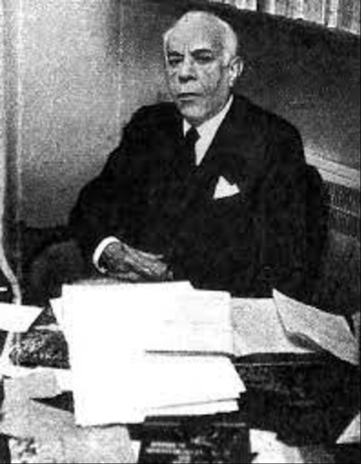 Carlos Astrada estudió en las universidades de Colonia, Bonn y Friburgo, con Max Scheler, Edmund Husserl, Martin Heidegger y Oscar Becker.